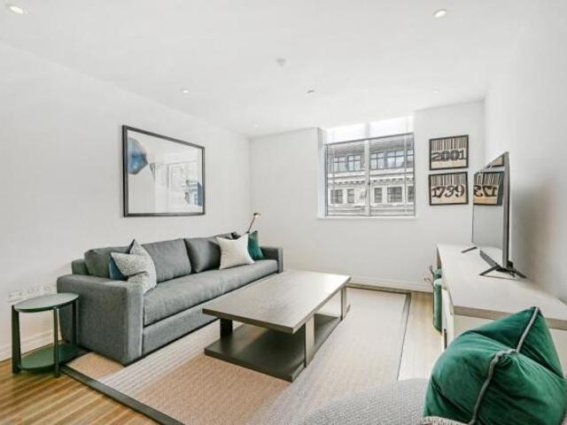 Flat for rent in Cat Hill, England