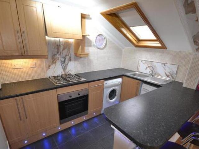 House for rent in Calderstones