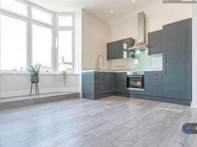House for rent in Calderstones