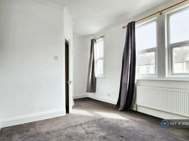 House for rent in Lyons, Greater London