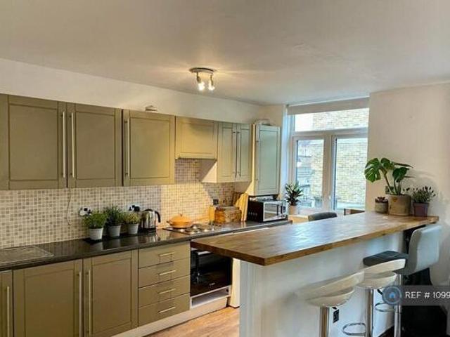 House for rent in Lyons, Greater London