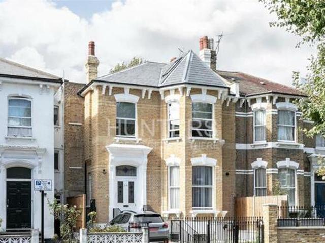 House for rent in Lyons, Greater London