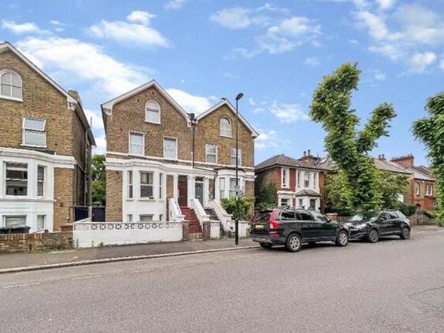 House for rent in Lyons, Greater London