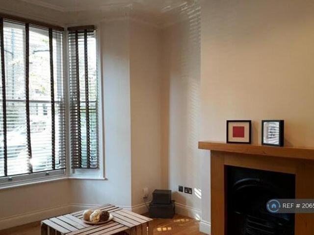 House for rent in Lyons, Greater London