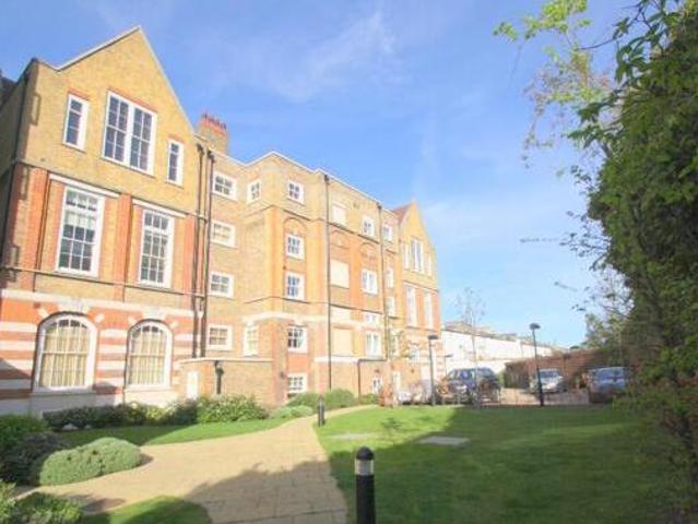 House for rent in Lyons, Greater London
