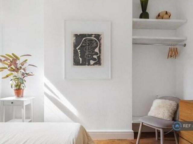 House for rent in Lyons, Greater London