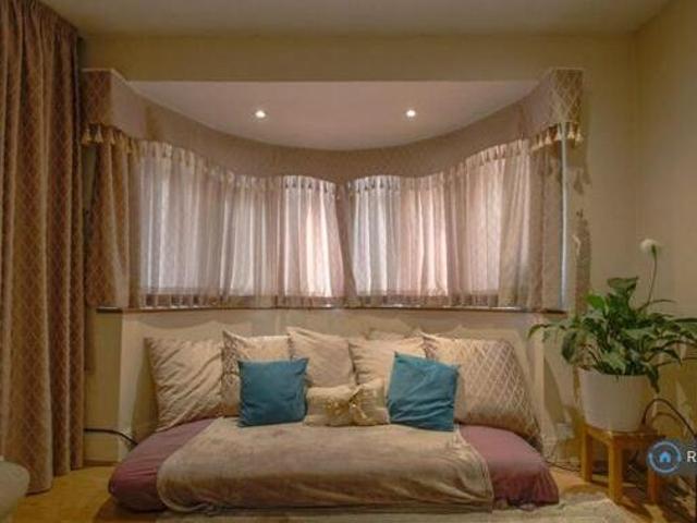 House for rent in Lyons, Greater London