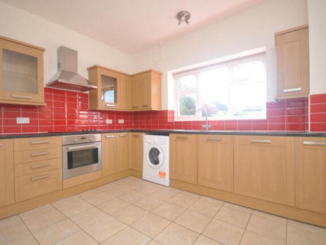 Flat for rent in Brook Street, Navestock Side