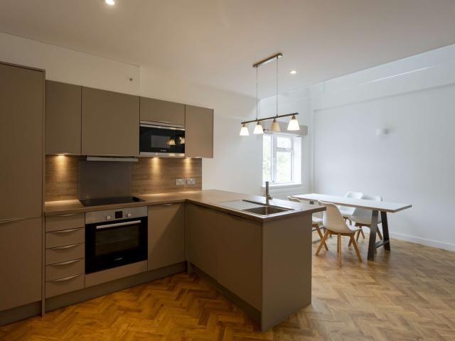 Apartment for rent in Headington Shops, The Slade