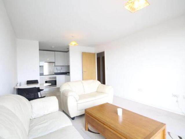 Flat for rent in Isleworth, Greater London