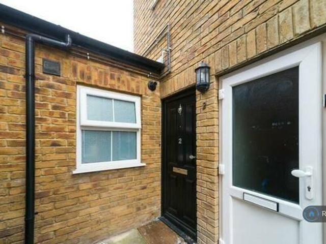 House for rent in Lyons, Greater London