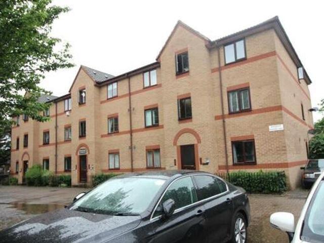 House for rent in Lyons, Greater London