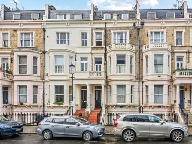 Flat for rent in Cat Hill