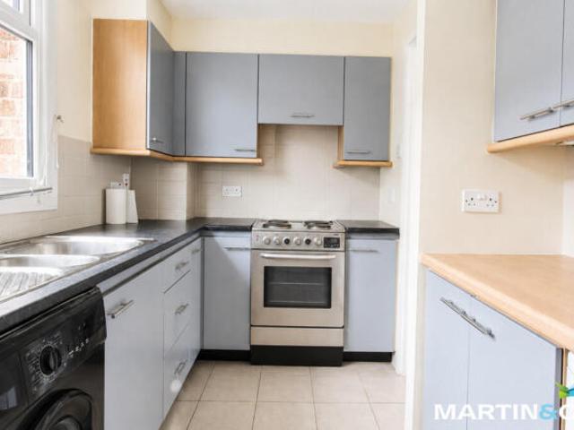 Flat for rent in Lordswood, City Of Southampton