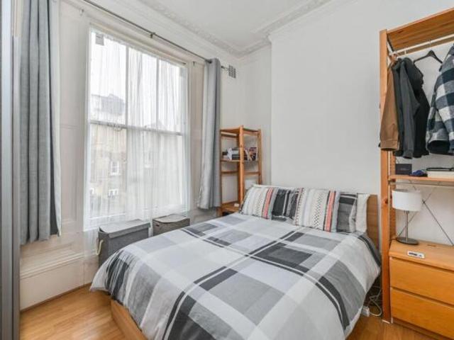 Flat for rent in London Borough of Wandsworth, Greater London