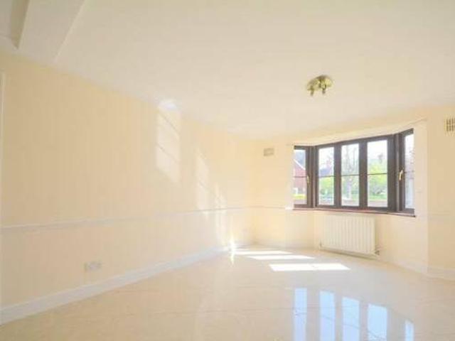 House for rent in Lyons, Greater London