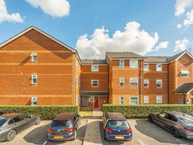 Flat for rent in Tooting, Greater London