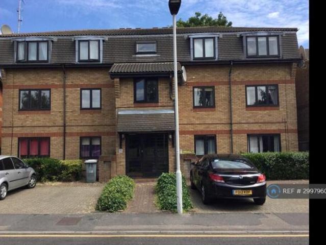 Flat for rent in Cat Hill