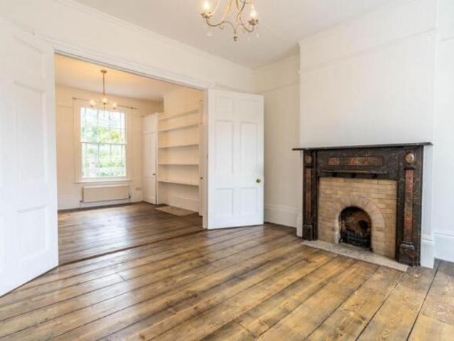 Flat for rent in Midway, Kent