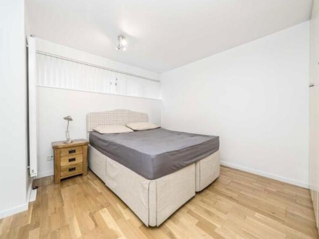 Flat for rent in Twickenham, Greater London