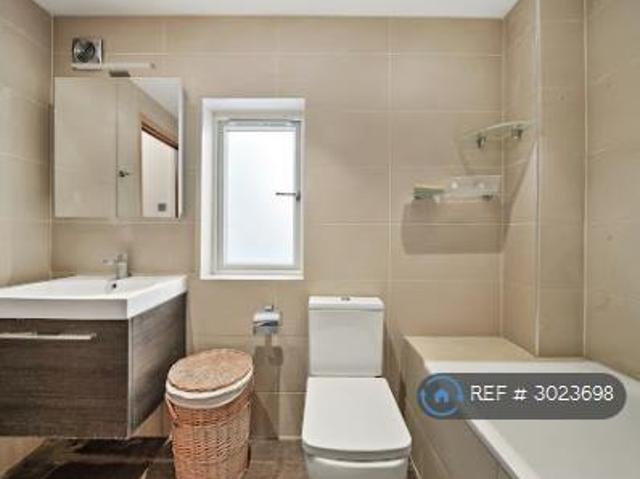 Flat for rent in Cat Hill