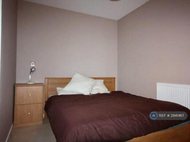 Flat for rent in Cat Hill