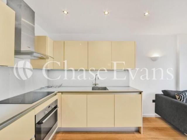Flat for rent in Cat Hill