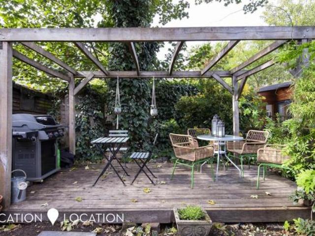 Flat for rent in Cat Hill