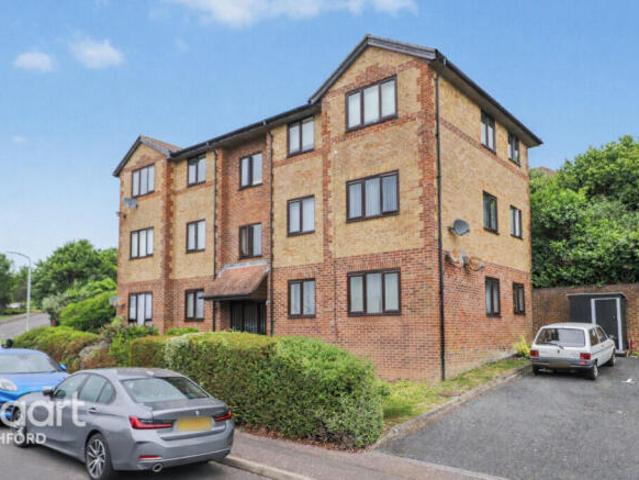 Flat for rent in Buckland Valley, Ash