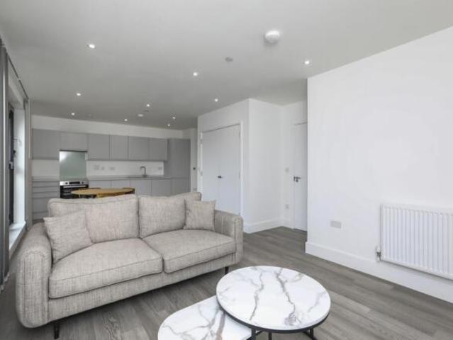 Flat for rent in Chatham