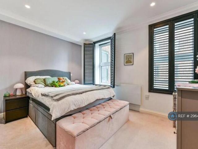 Flat for rent in Cat Hill