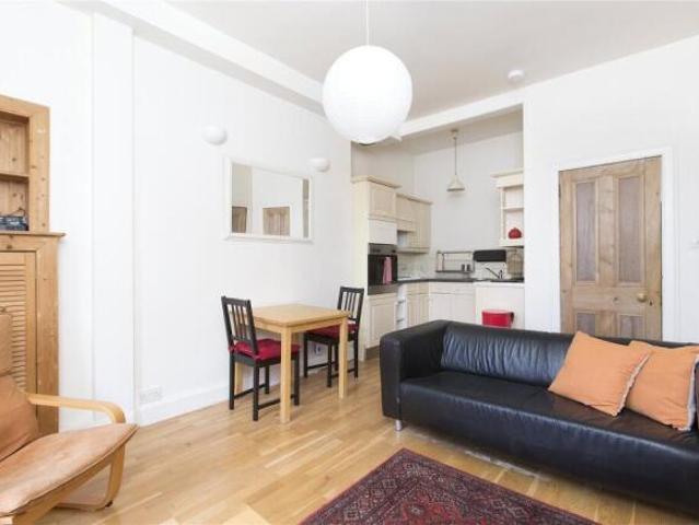 Flat for rent in Merchiston, City of Edinburgh