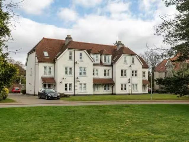 House for rent in Newcastle, Wales