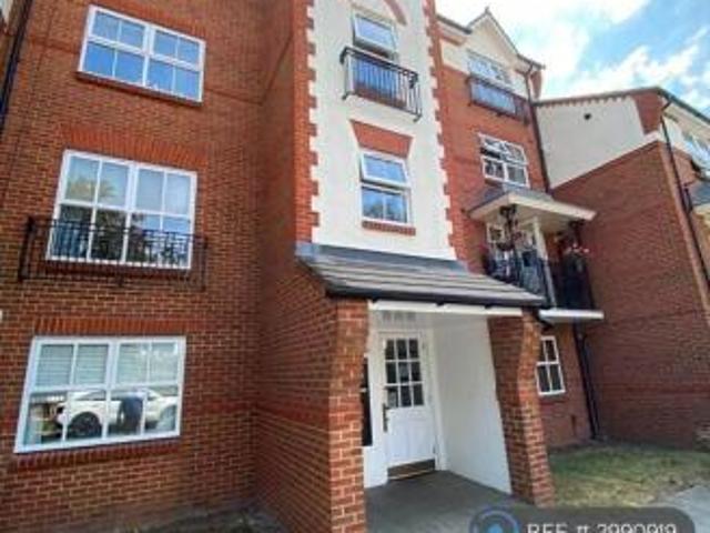 Flat for rent in Cat Hill