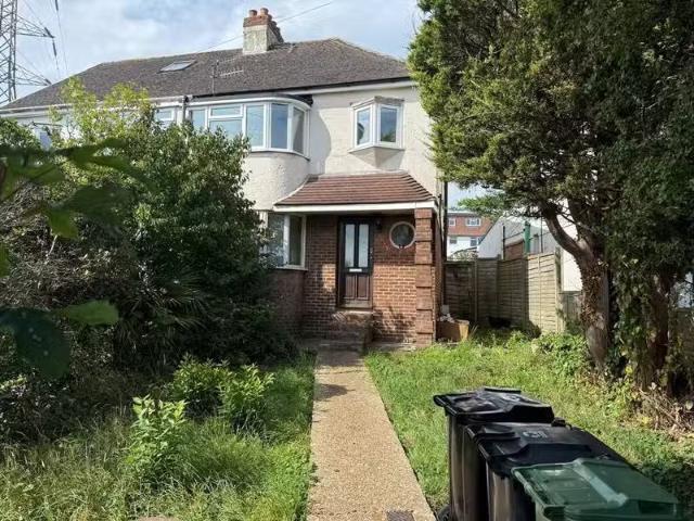 House for rent in Mile Oak, Brighton & Hove