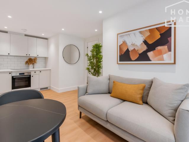 Flat for rent in Green Quarter, Scotland