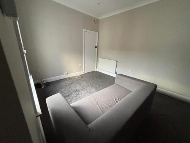 Flat for rent in Chilworth Old Village, Test Valley