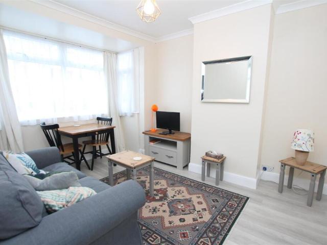 Flat for rent in Brighton