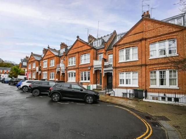 Flat for rent in Highgate, Greater London