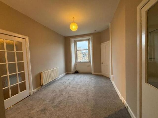 Flat for rent in Moat, Slateford