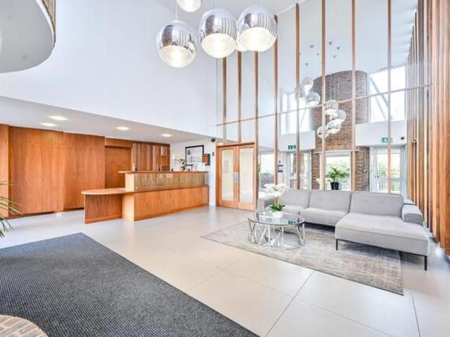 Flat for rent in Greater London