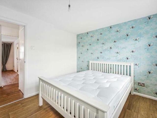 Flat for rent in Tooting, Greater London