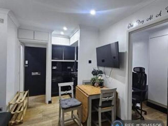 Flat for rent in Ferryden, Scotland