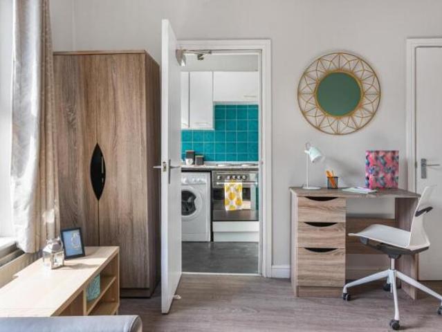 Flat for rent in Holbeck, West Yorkshire