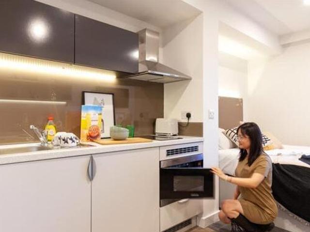House for rent in Lyons, Greater London