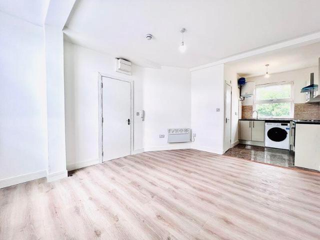 Flat for rent in Hackney