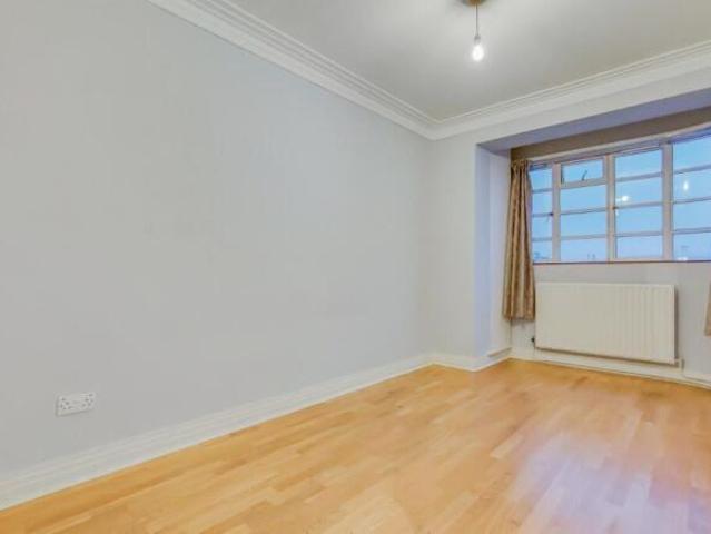Flat for rent in Camden Town, Greater London
