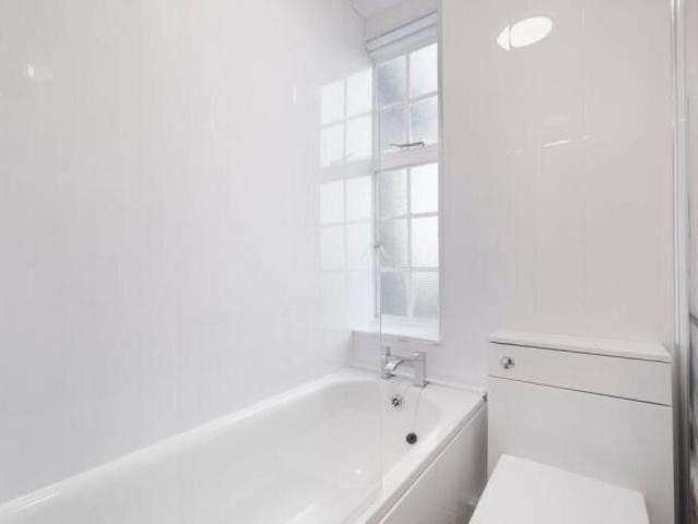 Flat for rent in Abbey, Bath