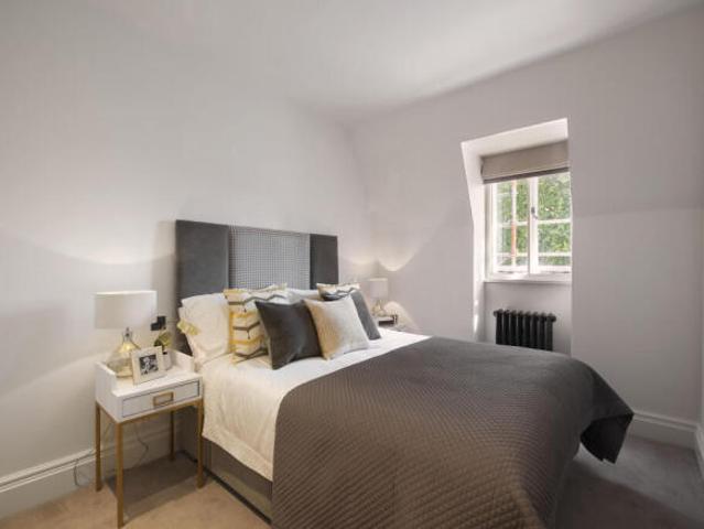 Flat for rent in Cat Hill