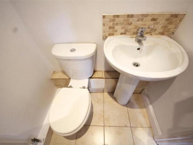 Flat for rent in Leyton, Greater London